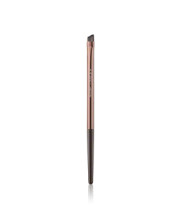 Nude by Nature Brushes 17 Angled Eyeliner Brush